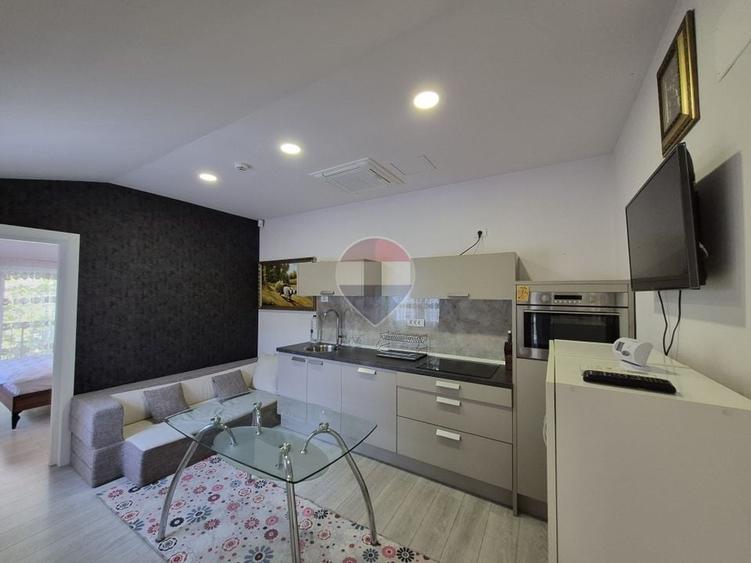 Apartament cu 2 camere semidecomandat, mobilat în Apărătorii Patriei