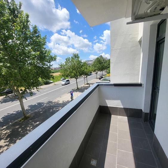 Apartament cu 2 camere semidecomandat în Sisești