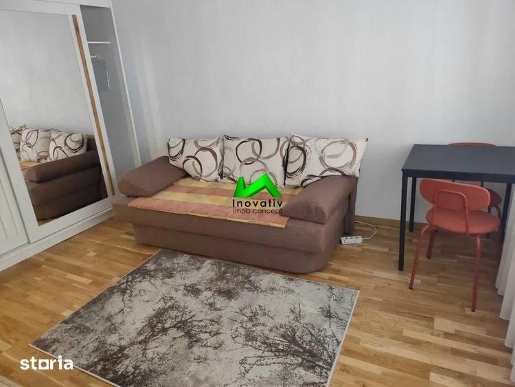 Garsonieră decomandată, mobilată în Valea Aurie