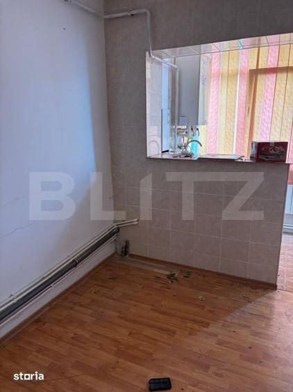 Apartament cu 4 camere decomandat în Burdujeni