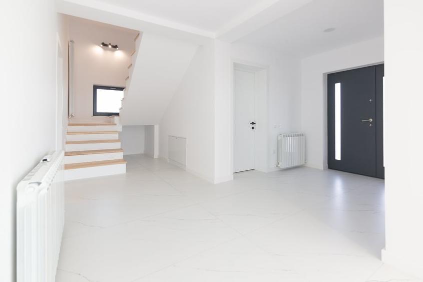 Casă individuală cu 5 camere cu Garaj în Corbu