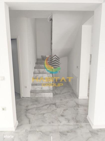 Casă cu 4 camere în Crețești