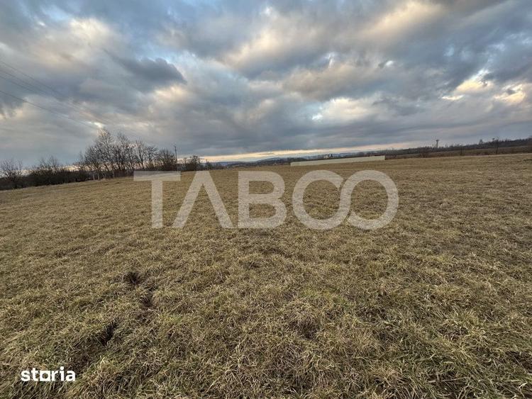 Teren de 1100 mp, în Beclean