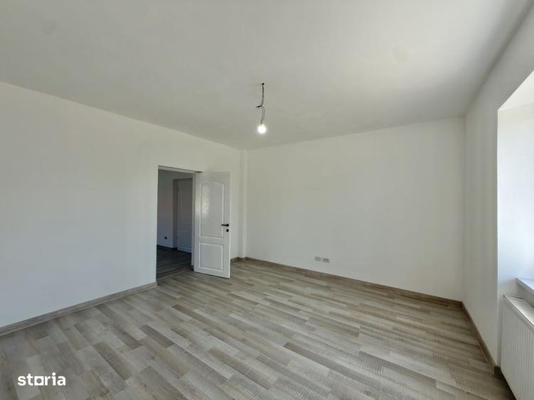 Casă cu 3 camere în Utvin