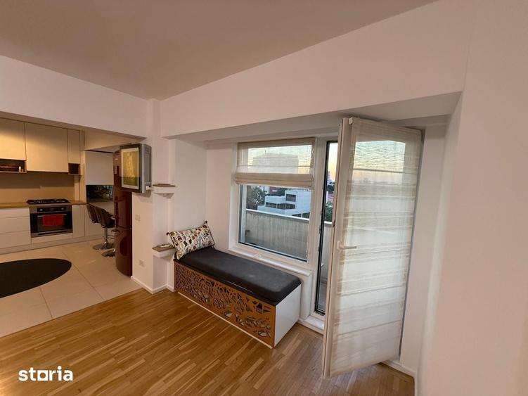 Apartament cu 4 camere în Decebal