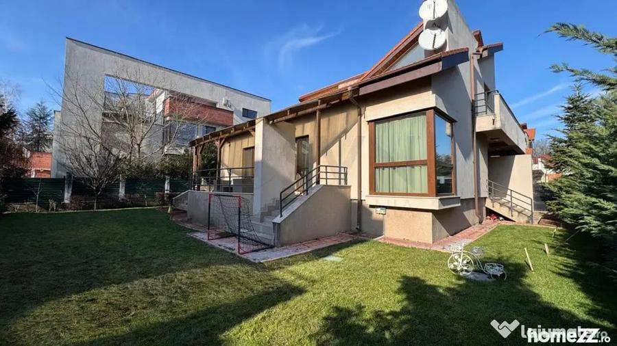 Casă cu 6 camere cu Teren 572 Mp în Băneasa