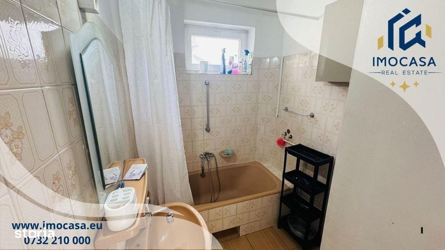 Casă cu 4 camere cu Teren 1490 Mp în Central