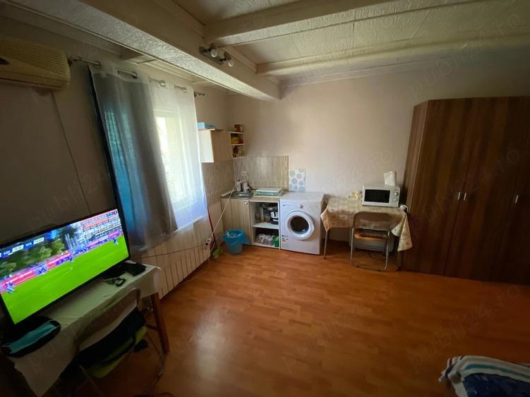 Garsonieră decomandată în Elisabetin