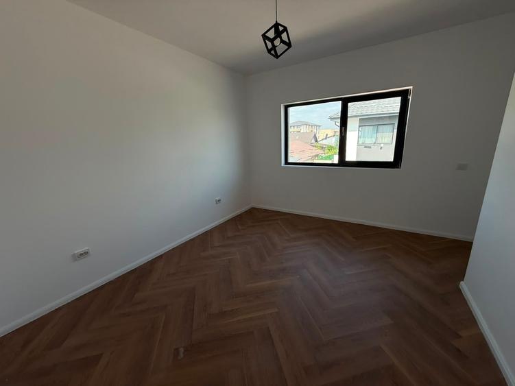 Apartament cu 2 camere în Exterior Est