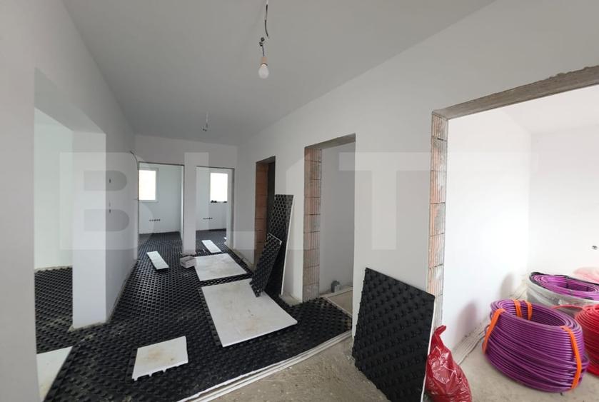 Casă individuală cu 3 camere cu Teren 500 Mp în Viișoara