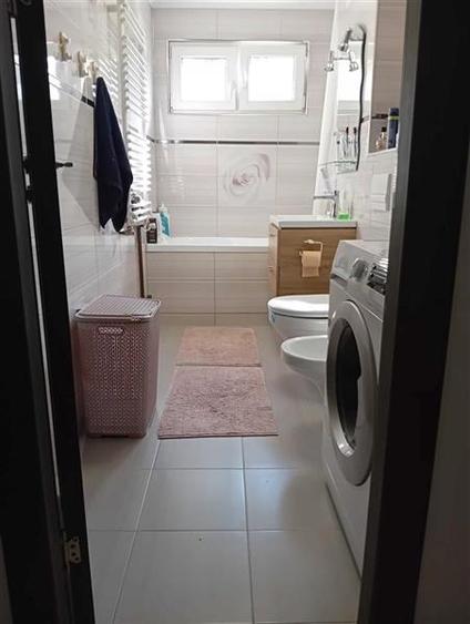 Apartament cu 4 camere decomandat, mobilat în Șagului