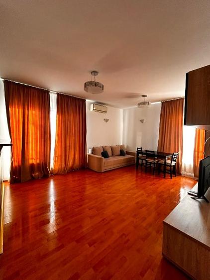 Apartament cu 2 camere, mobilat în Titan