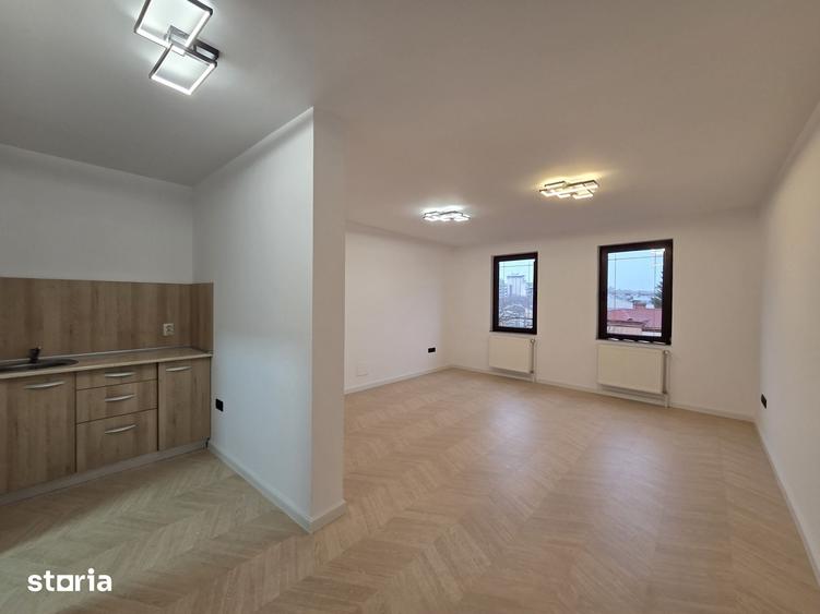 Spațiu comercial, de 100 mp, în Vest