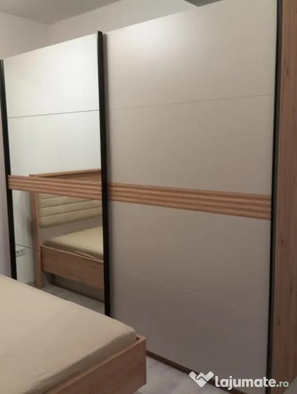 Apartament cu 3 camere decomandat, mobilat în Titan