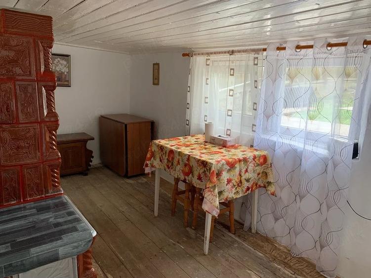 Casă cu Teren 900 Mp în Central