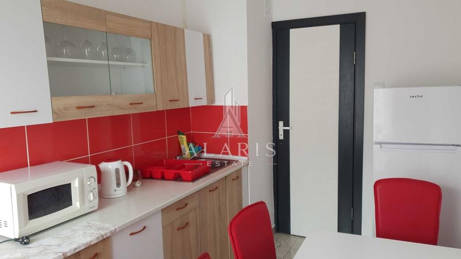 Apartament cu 3 camere decomandat, mobilat în Medicină
