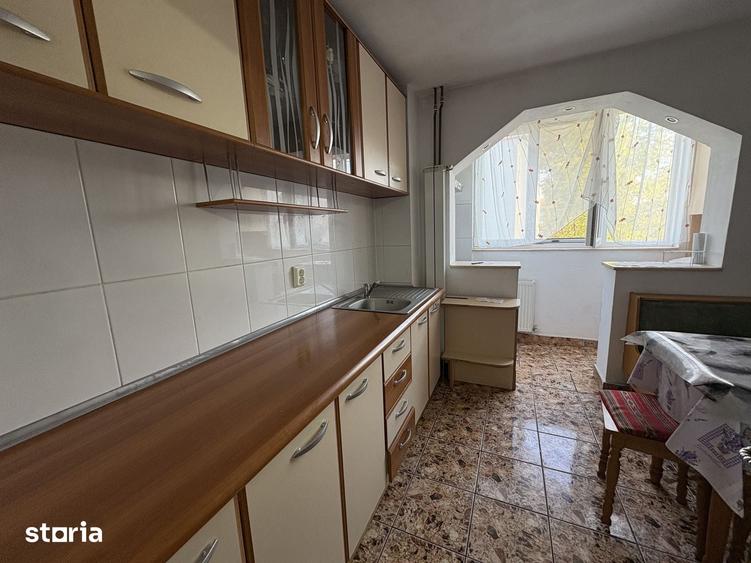Apartament cu 3 camere în Iosia