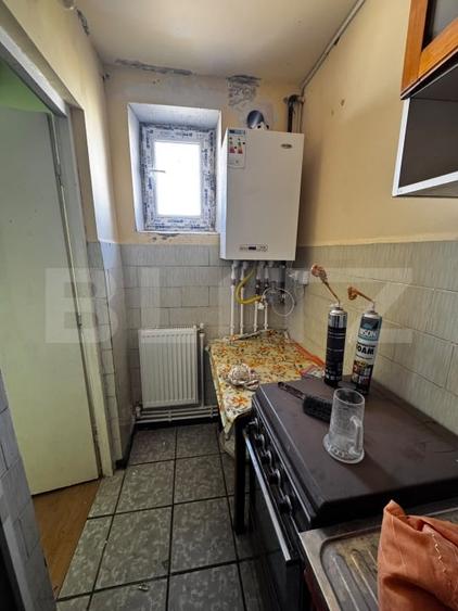 Apartament cu 2 camere semidecomandat, mobilat în Câmpia Turzii