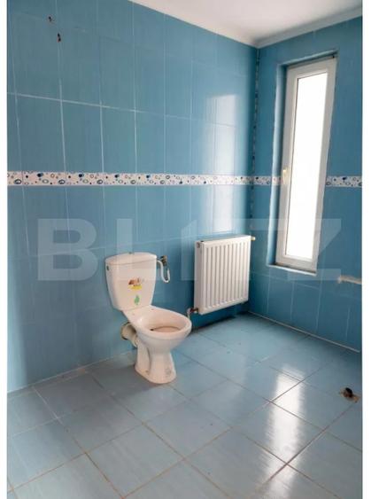 Casă individuală cu 5 camere cu Garaj în Micro 14