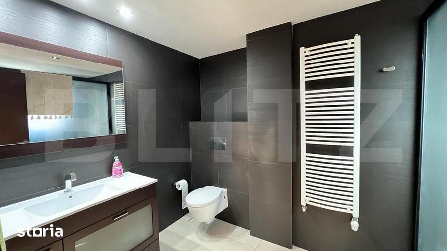 Apartament cu 4 camere în 1 Mai