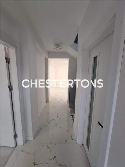 Casă cu 5 camere cu Teren 630 Mp în Corbeanca