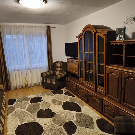 Apartament cu 2 camere decomandat în Pandurilor