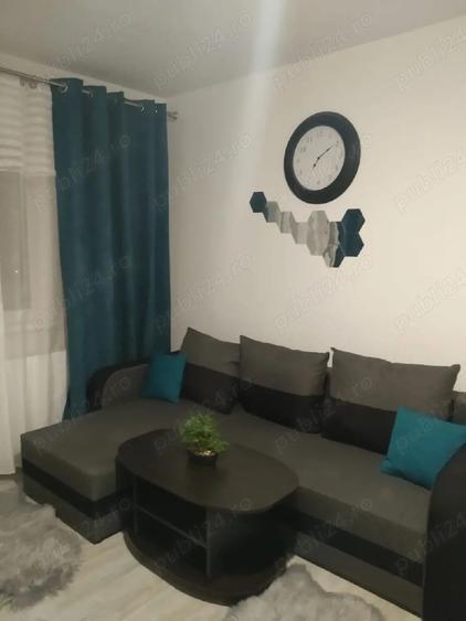 Apartament cu 2 camere decomandat în Piața Nouă
