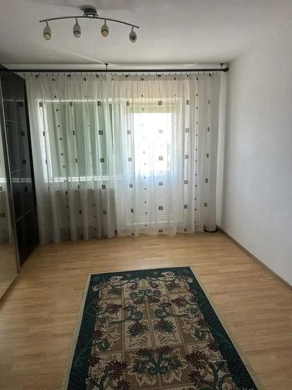 Apartament cu 2 camere decomandat în Steaua