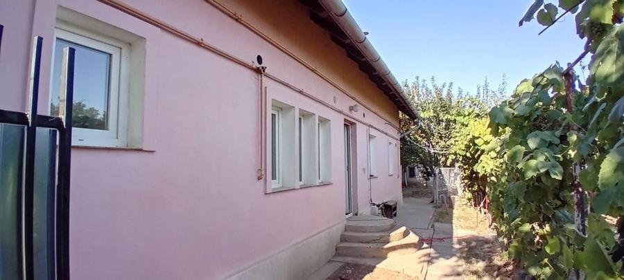 Casă cu 3 camere în Gării