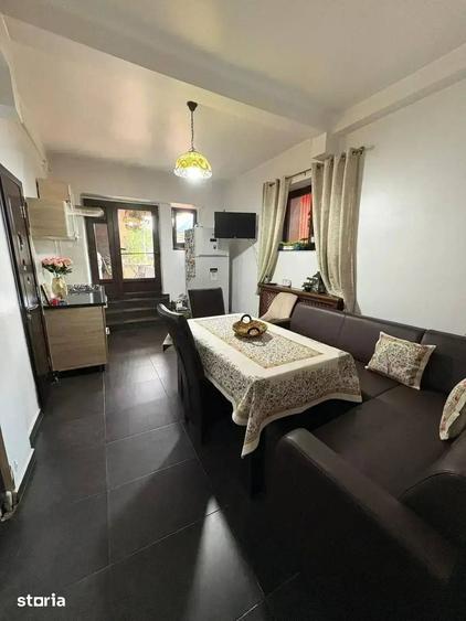 Casă cu 7 camere cu Teren 770 Mp în Dărăști-Ilfov