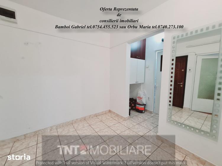 Apartament cu 2 camere decomandat în Nicolina