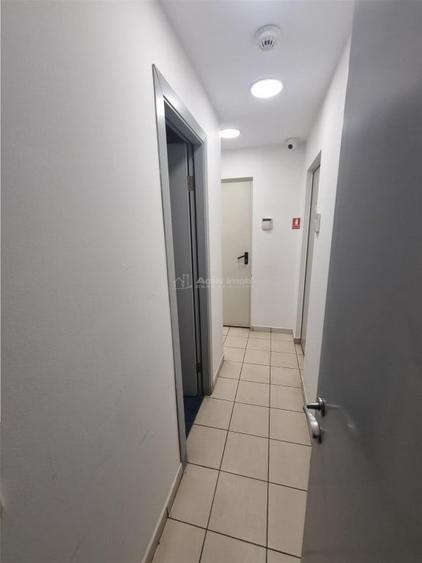 Spațiu comercial, de 120 mp, în Central