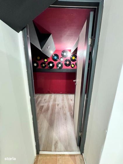 Apartament cu 3 camere în P-ța Alba Iulia