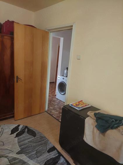 Apartament cu 3 camere decomandat în Politehnica
