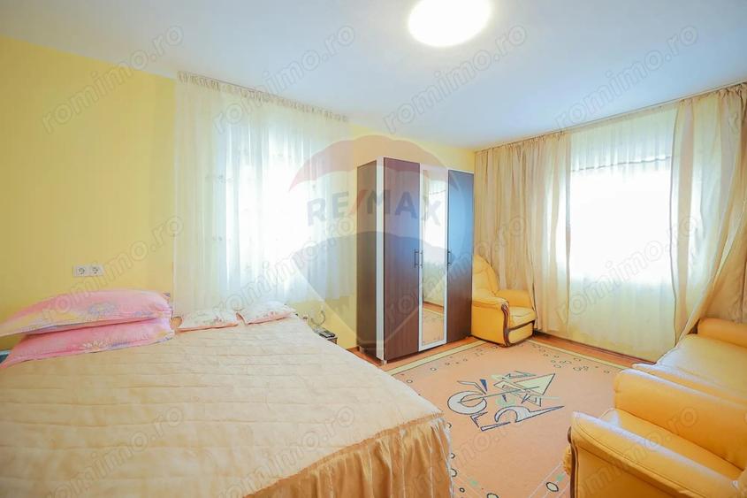 Casă cu 4 camere cu Teren 2000 Mp în Damiș