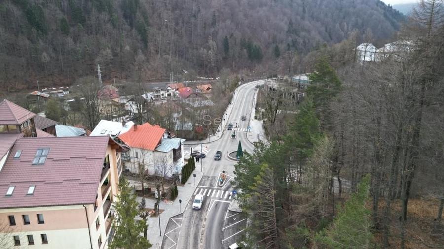 Teren Construcții intravilan de 1700 mp, în Castelul Peleș