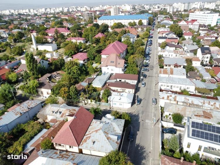 Casă cu 4 camere în Băceni
