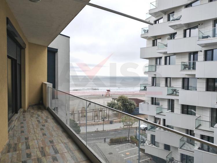 Apartament cu 3 camere decomandat, mobilat în Mamaia-Sat
