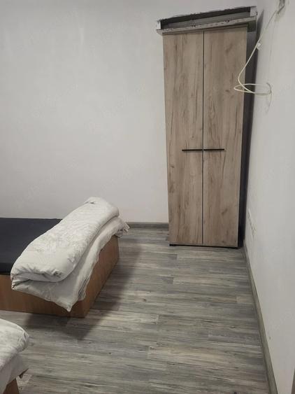 Casă cu 4 camere cu Teren 230 Mp în Central
