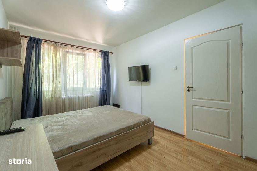 Apartament cu 2 camere nedecomandat în Podu Roș