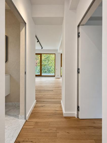 Apartament cu 3 camere decomandat în Domenii