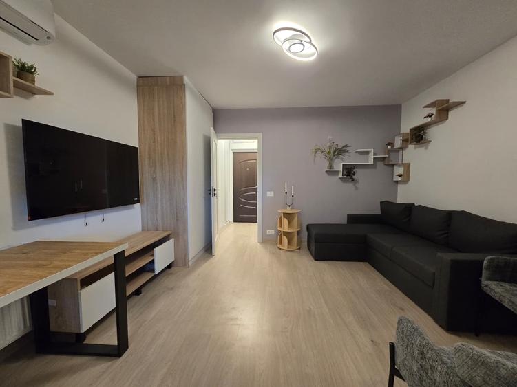 Garsonieră semidecomandată în Costin Georgian