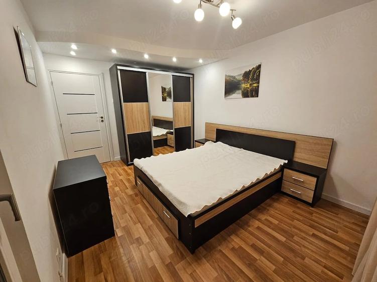 Apartament cu 3 camere decomandat în Lujerului