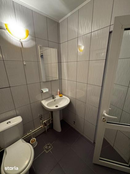 Spațiu comercial, de 38 mp, în Micro 14