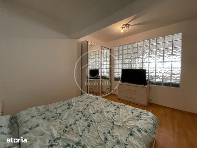 Apartament cu 3 camere decomandat în Nufărul