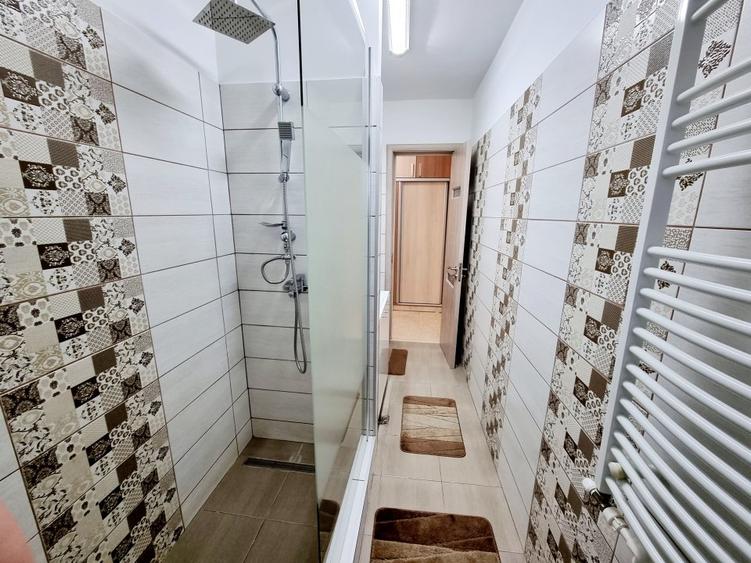 Garsonieră decomandată, mobilată în Decebal