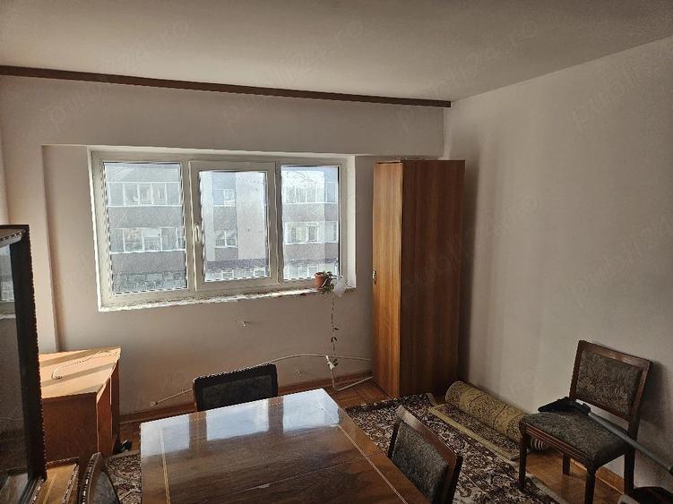 Apartament cu 2 camere decomandat în Est