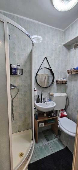 Garsoniera renovata, zona linistita aproape de centru - 3