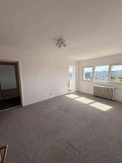 Apartament cu 2 camere decomandat în Colentina