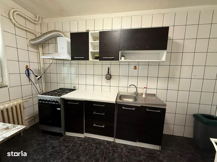 Apartament cu 3 camere în Colentina